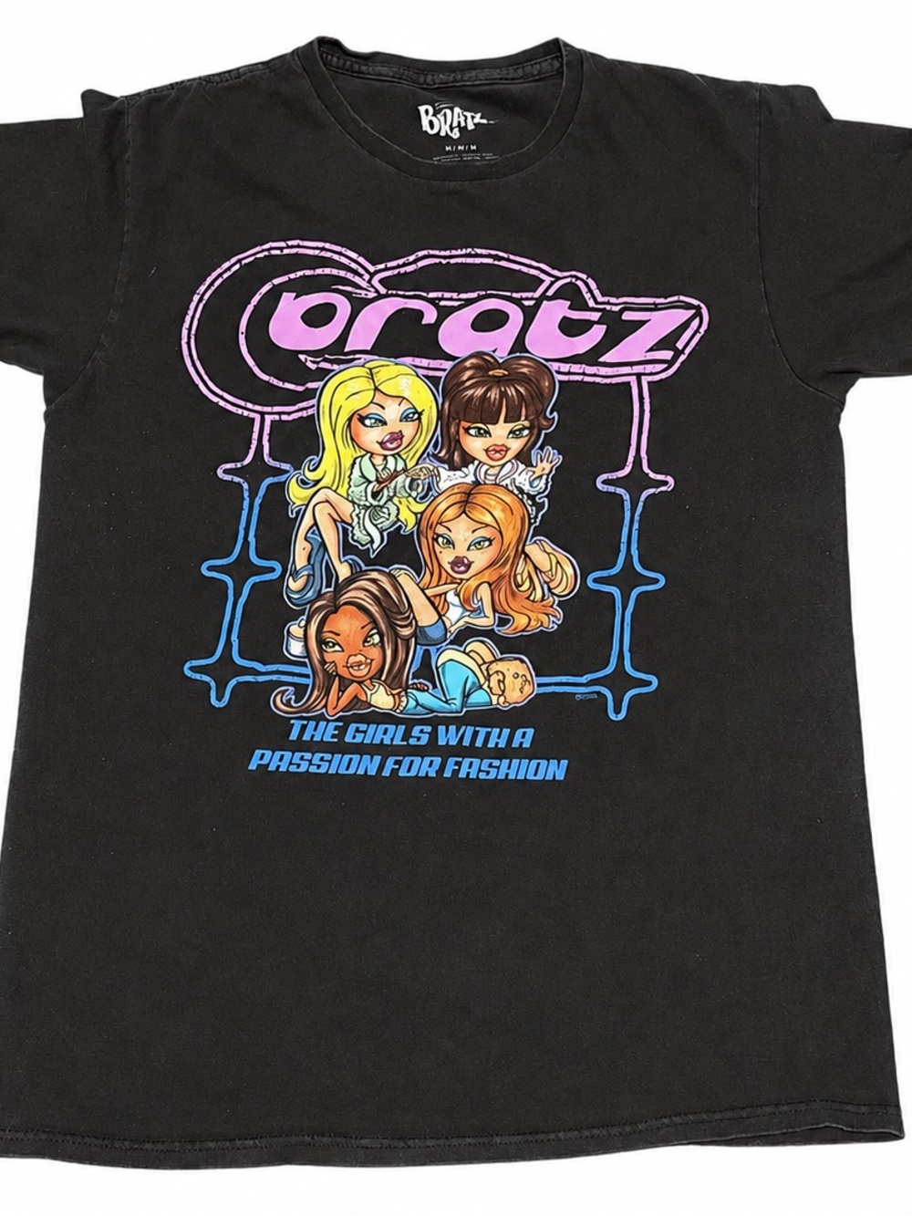 Bratz Passion for Fashion Black Graphic Tee Medium Y2K Dollcore